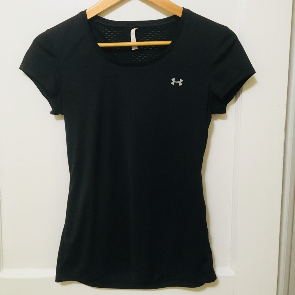 Under Armor black t-shirt